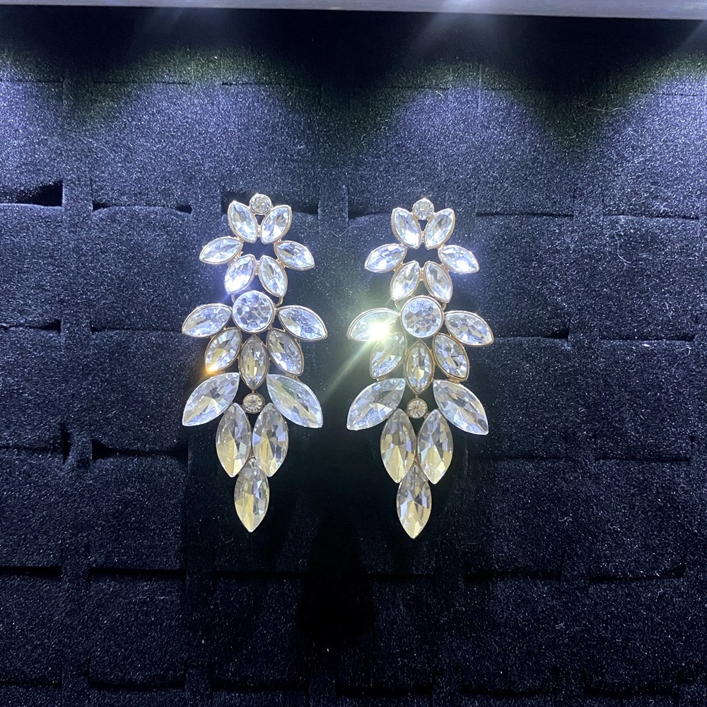 Gold and rhinestone earrings! NWOT